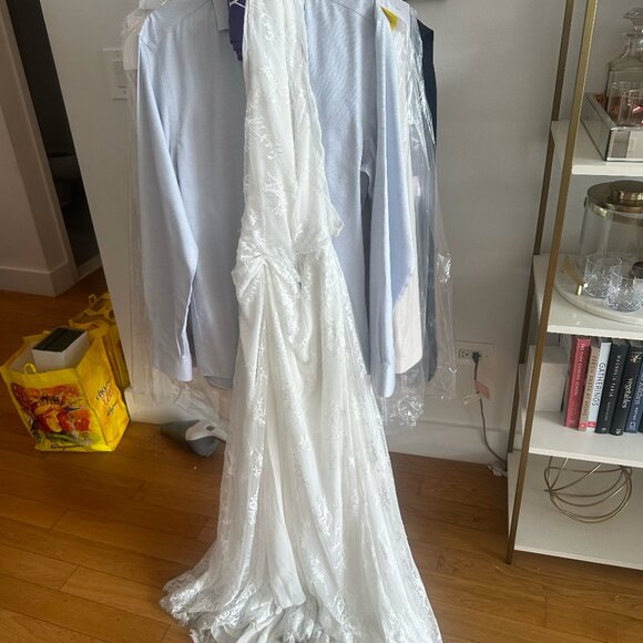 Kyha Oswald Lace Deep V Dress (sold as is) - Picture 11 of 13